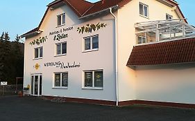 Weinbau&Pension 8Zeilen